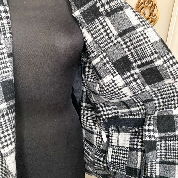 SOLD Vintage 80s Houndstooth Oversized Boxy Wool Blazer Shacket - Picture 3 of 8